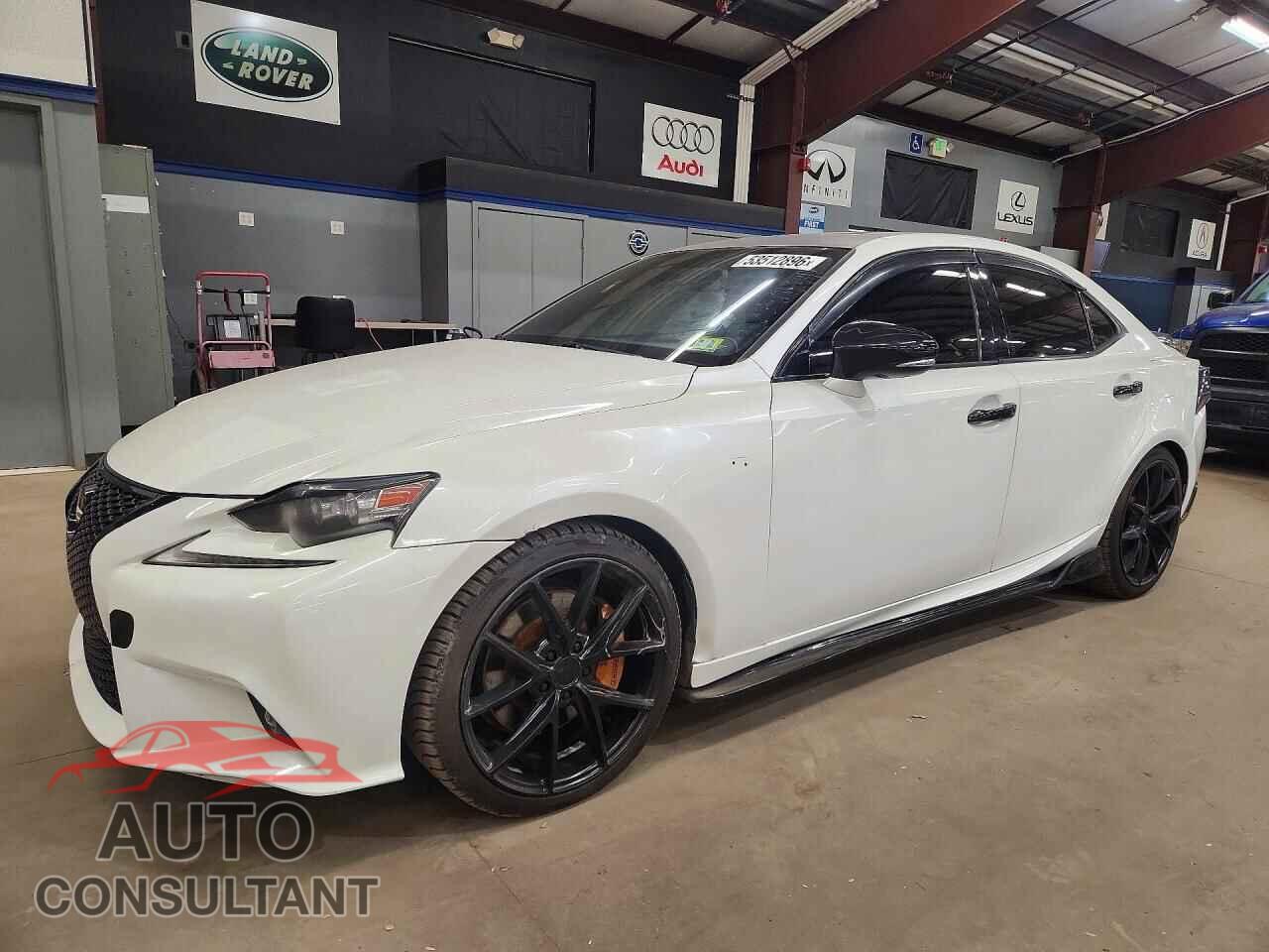 LEXUS IS 2014 - JTHCE1D24E5005131