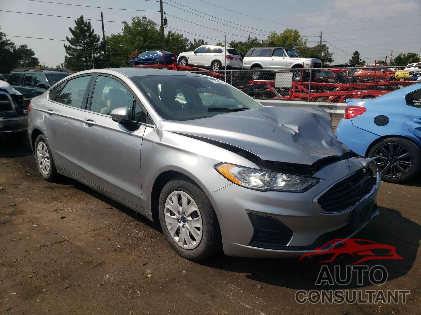 FORD FUSION 2020 - 3FA6P0G71LR197201