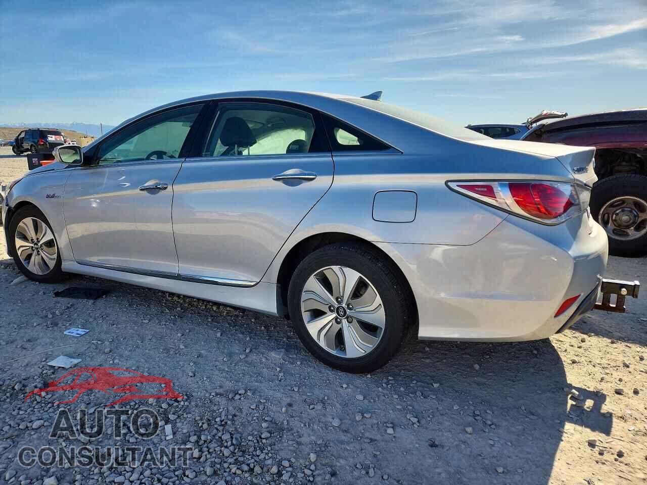 HYUNDAI SONATA 2013 - KMHEC4A41DA098375