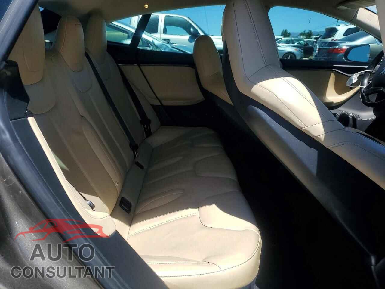 TESLA MODEL S 2015 - 5YJSA1S29FF095520