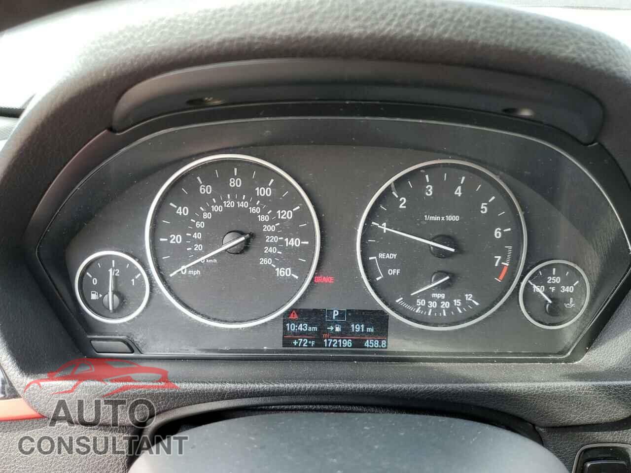 BMW 3 SERIES 2016 - WBA8A3C55GK552159