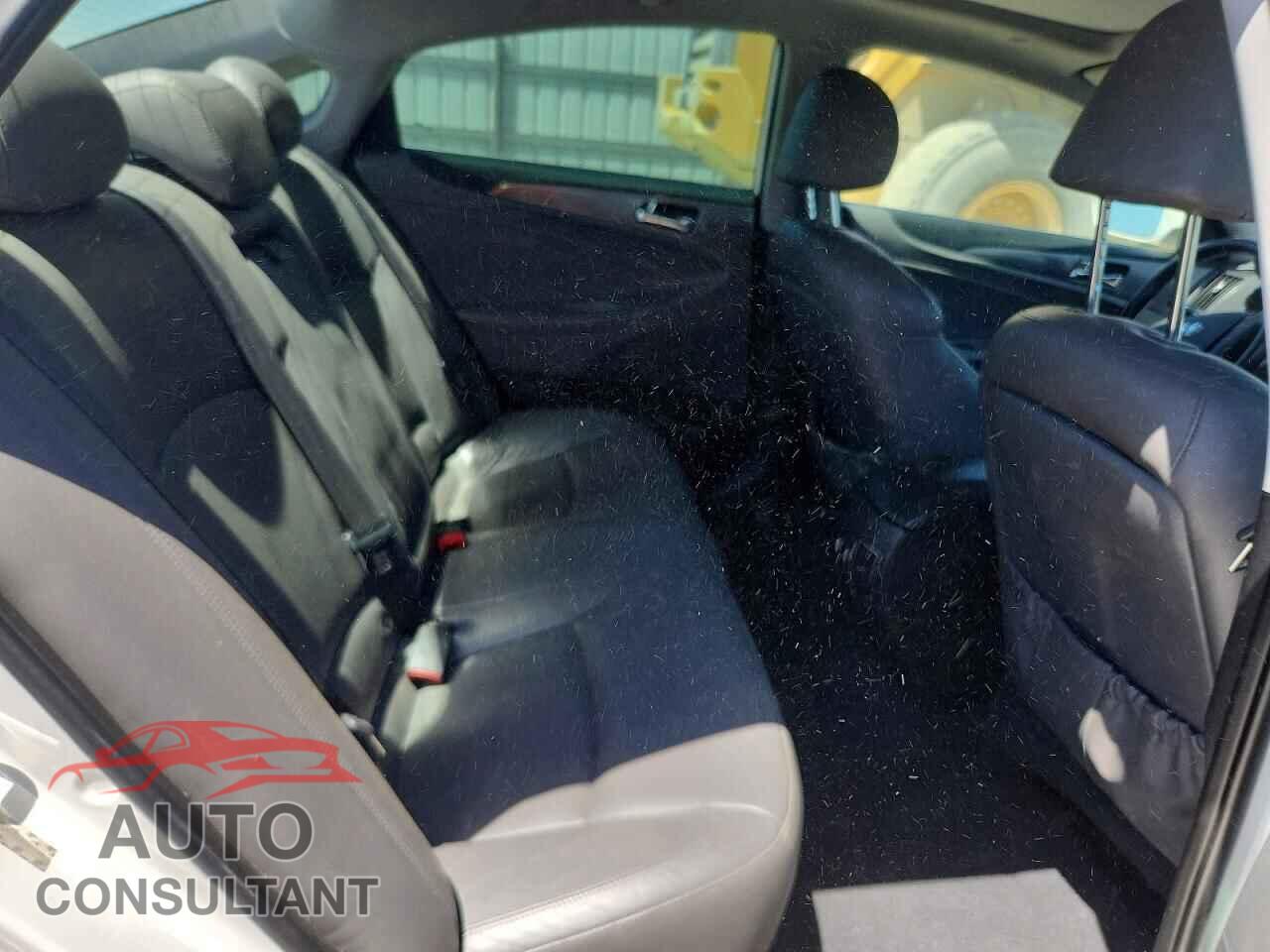 HYUNDAI SONATA 2013 - KMHEC4A48DA064966