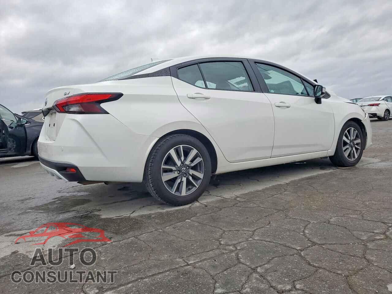 NISSAN VERSA 2020 - 3N1CN8EV7LL801830