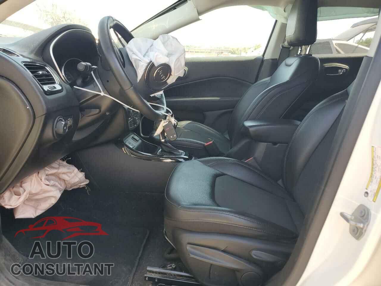 JEEP COMPASS 2019 - 3C4NJCBB6KT782474