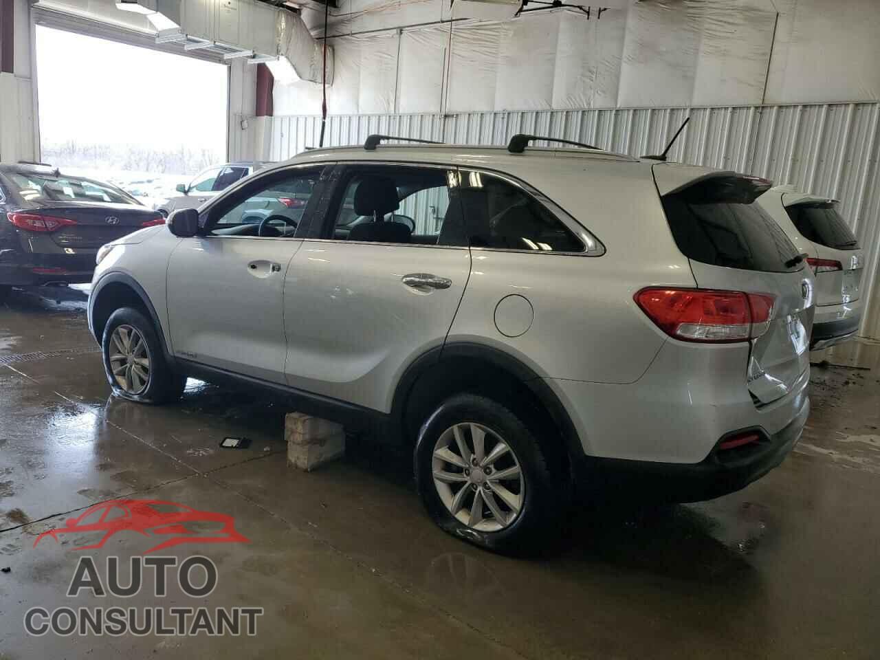 KIA SORENTO 2017 - 5XYPGDA55HG315541