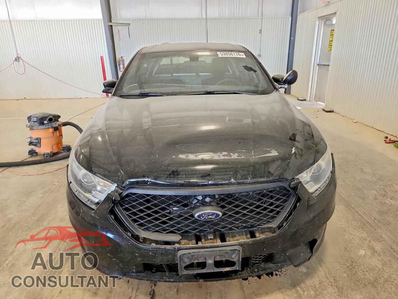 FORD TAURUS 2017 - 1FAHP2MK2HG115357