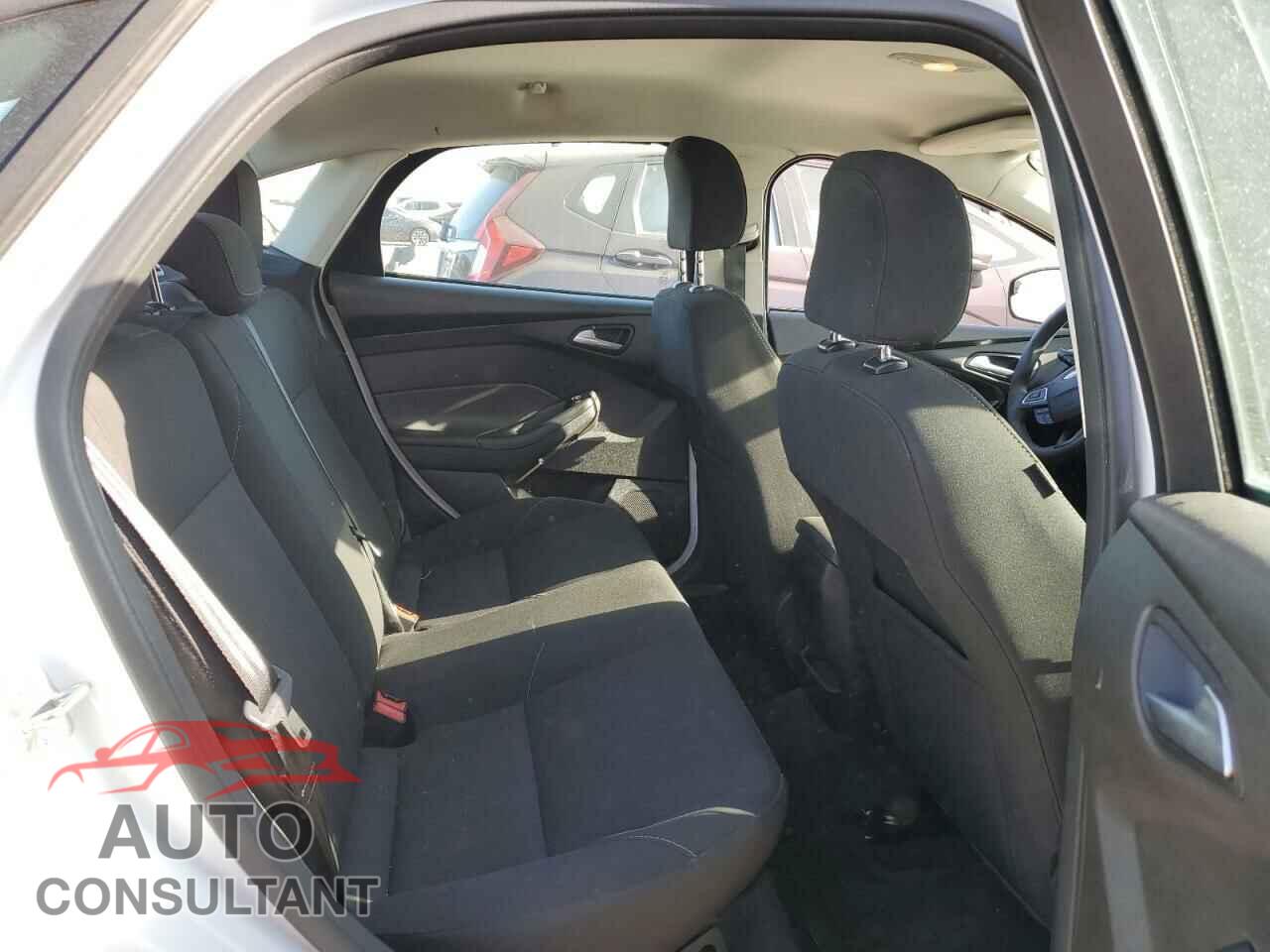 FORD FOCUS 2016 - 1FADP3F24GL297392