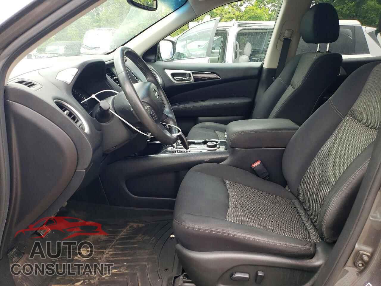 NISSAN PATHFINDER 2017 - 5N1DR2MM7HC643595