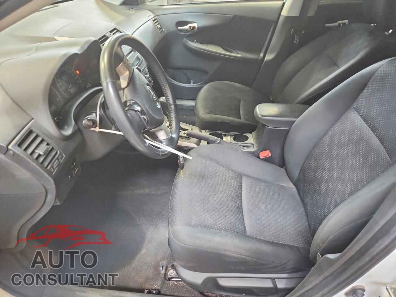 TOYOTA COROLLA 2010 - 2T1BU4EE2AC206002