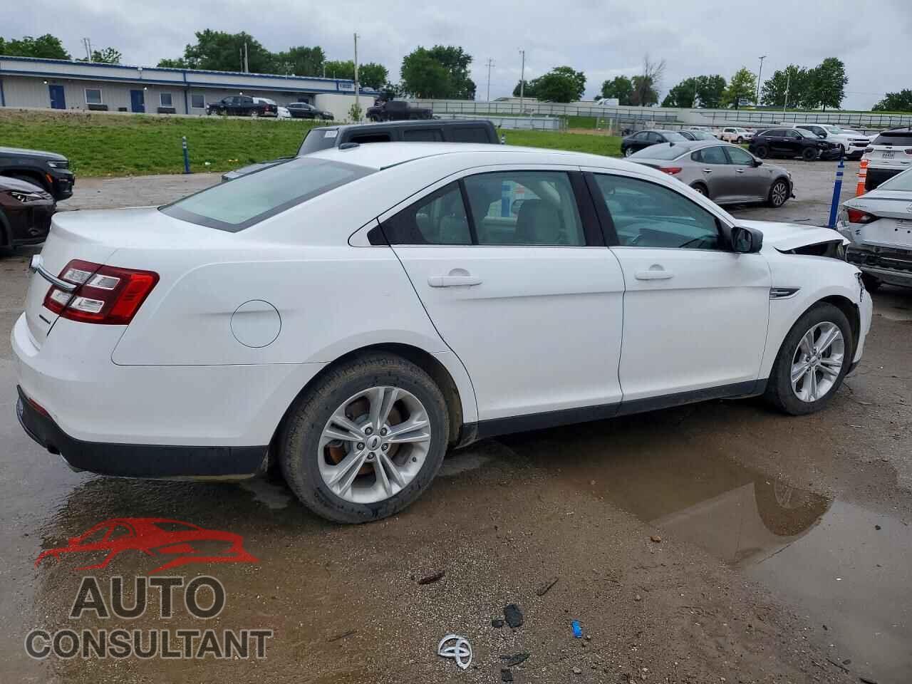 FORD TAURUS 2016 - 1FAHP2D83GG144904