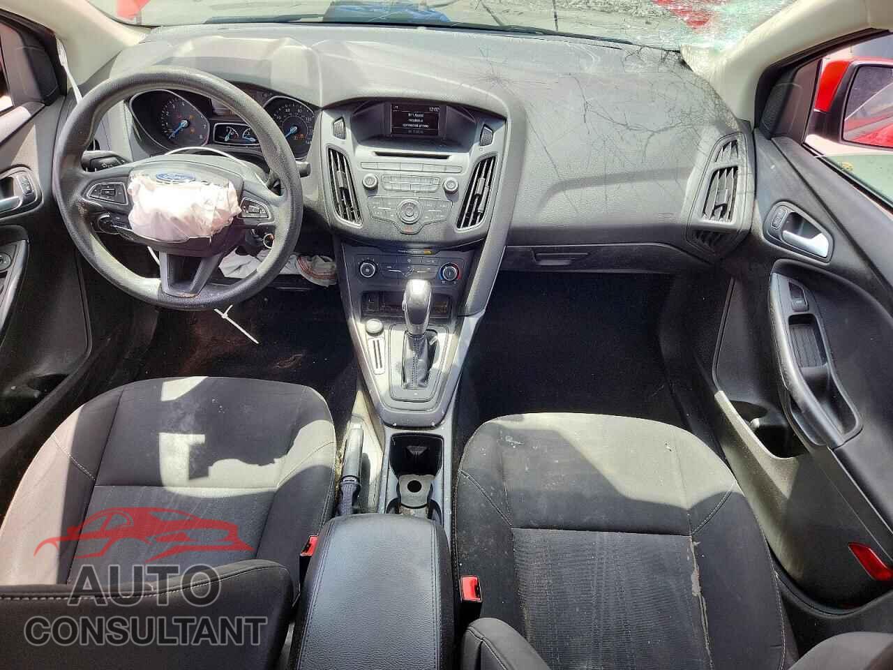 FORD FOCUS 2016 - 1FADP3F2XGL356820