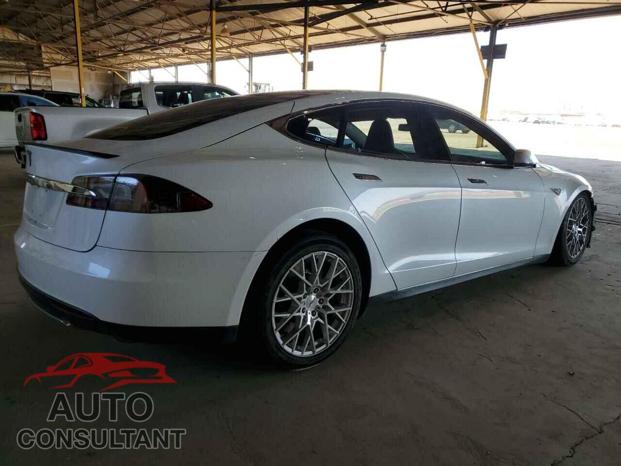 TESLA MODEL S 2012 - 5YJSA1CP7CFP02830