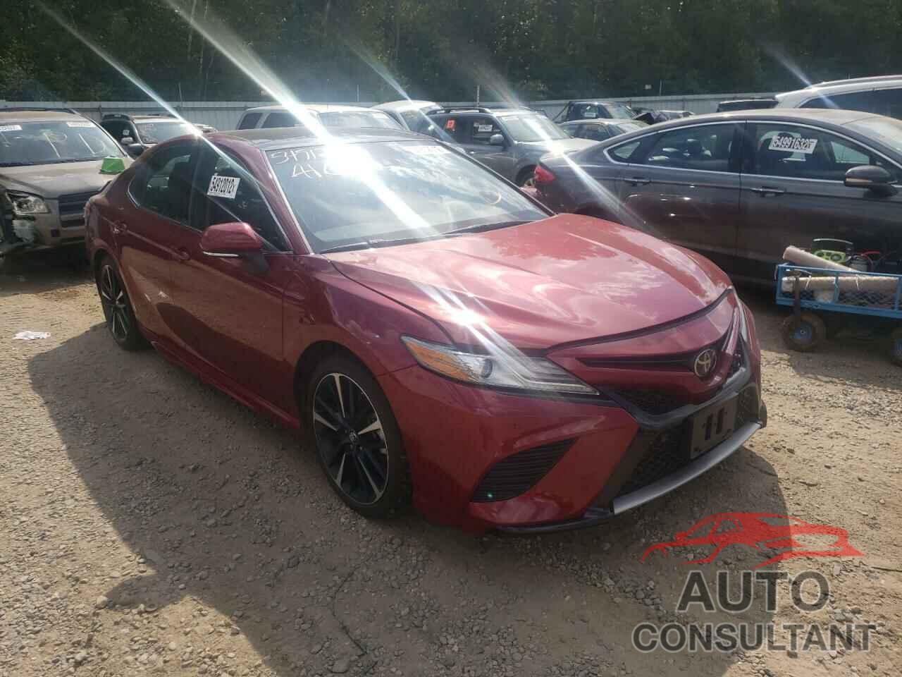 TOYOTA CAMRY 2018 - 4T1B61HK1JU671833