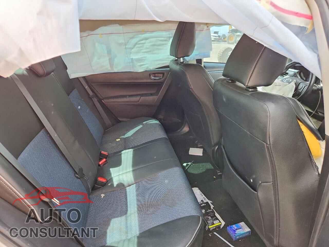TOYOTA COROLLA 2014 - 5YFBURHE0EP114420