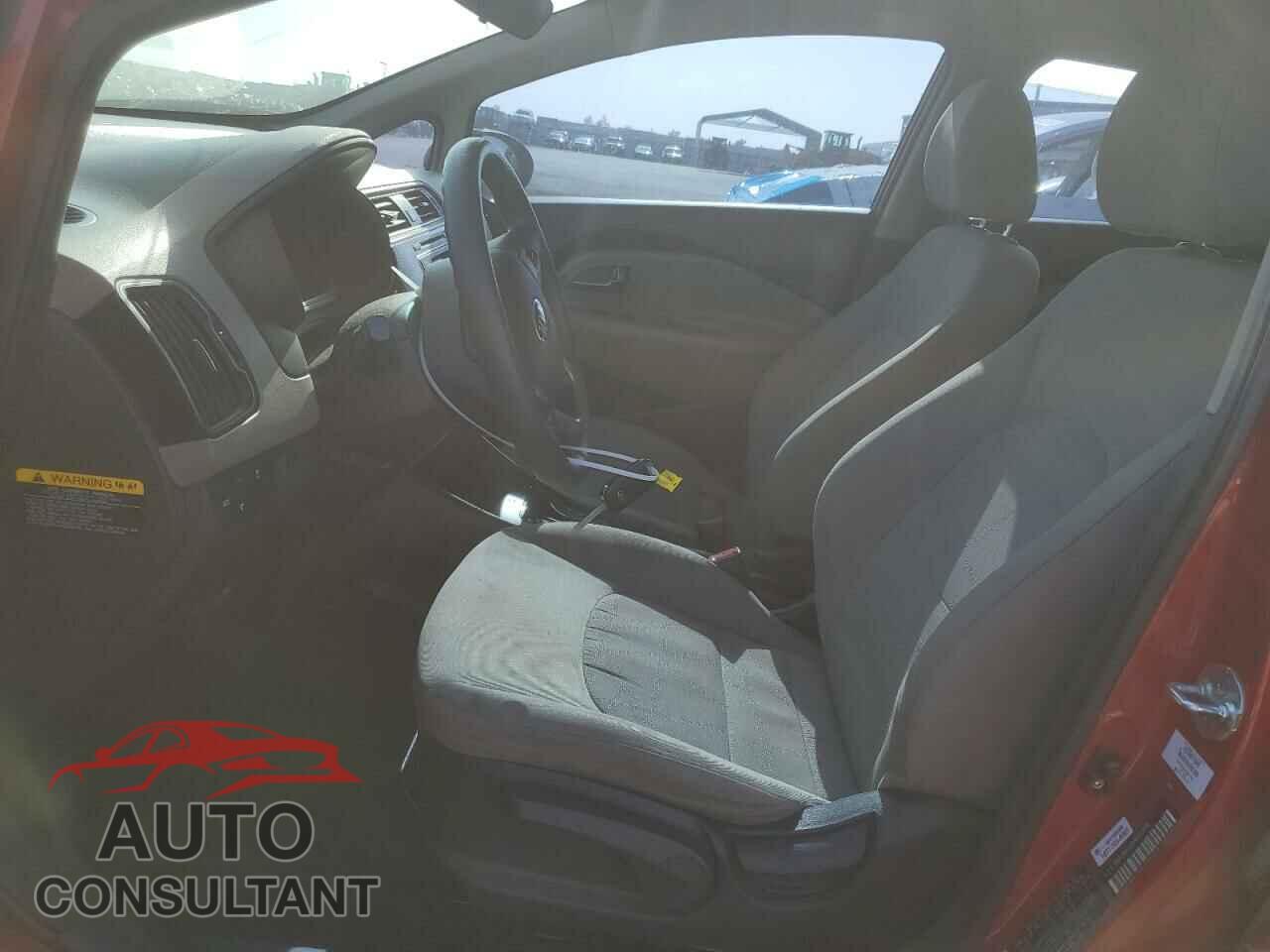 KIA RIO 2017 - KNADM4A3XH6027833