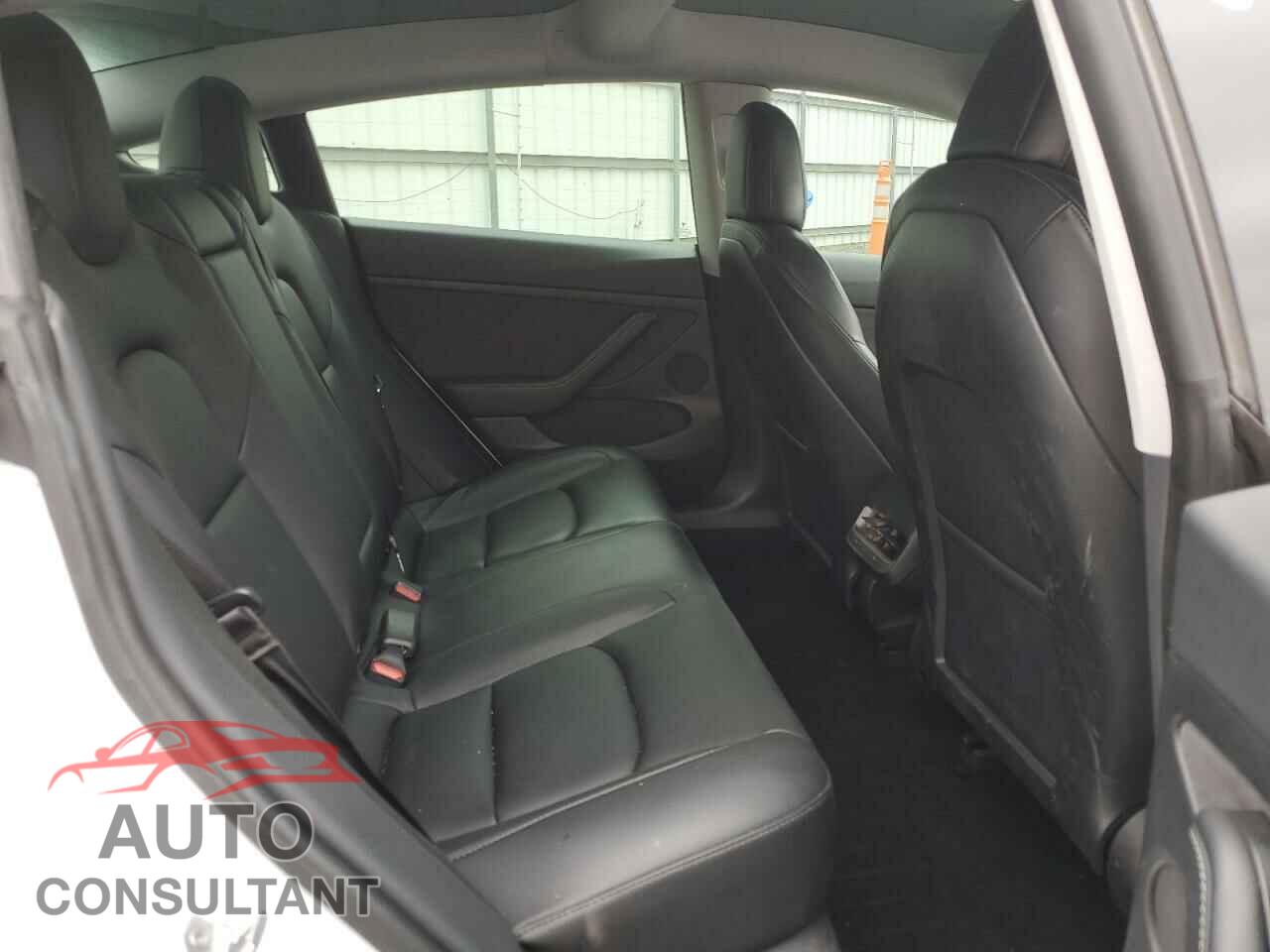 TESLA MODEL 3 2021 - 5YJ3E1EA4MF985545