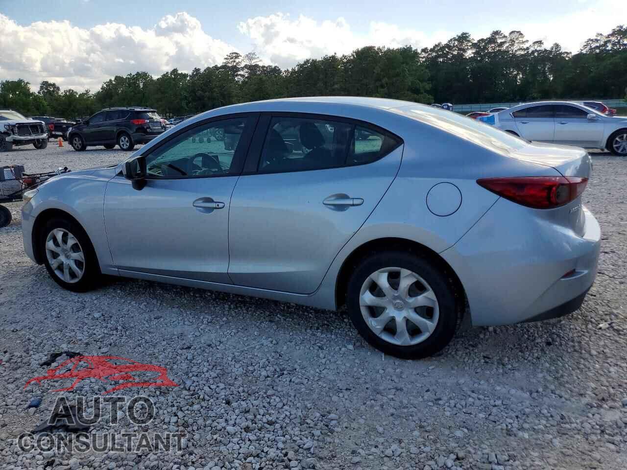 MAZDA 3 2018 - 3MZBN1U72JM177023