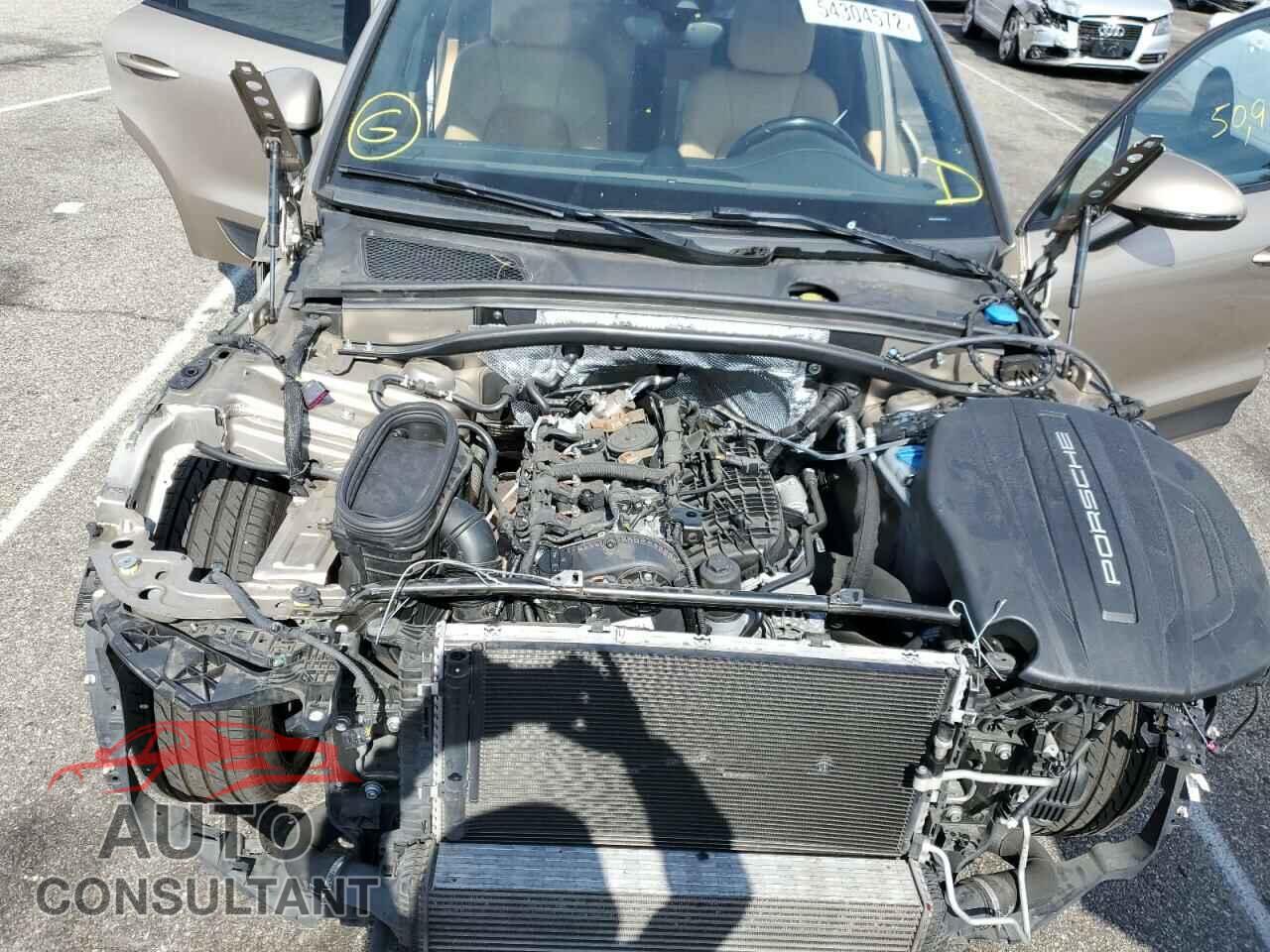PORSCHE MACAN 2018 - WP1AA2A57JLB03776