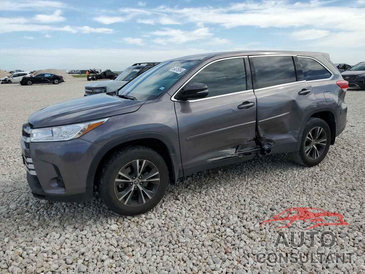 TOYOTA HIGHLANDER 2019 - 5TDZARFH8KS060551