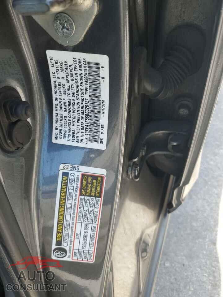 HONDA CIVIC 2011 - 19XFA1F56BE026127