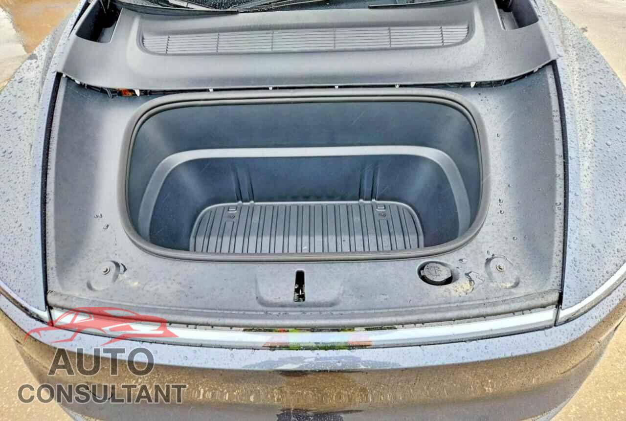 TESLA MODEL Y 2026 - 7SAYGDED8TA684593