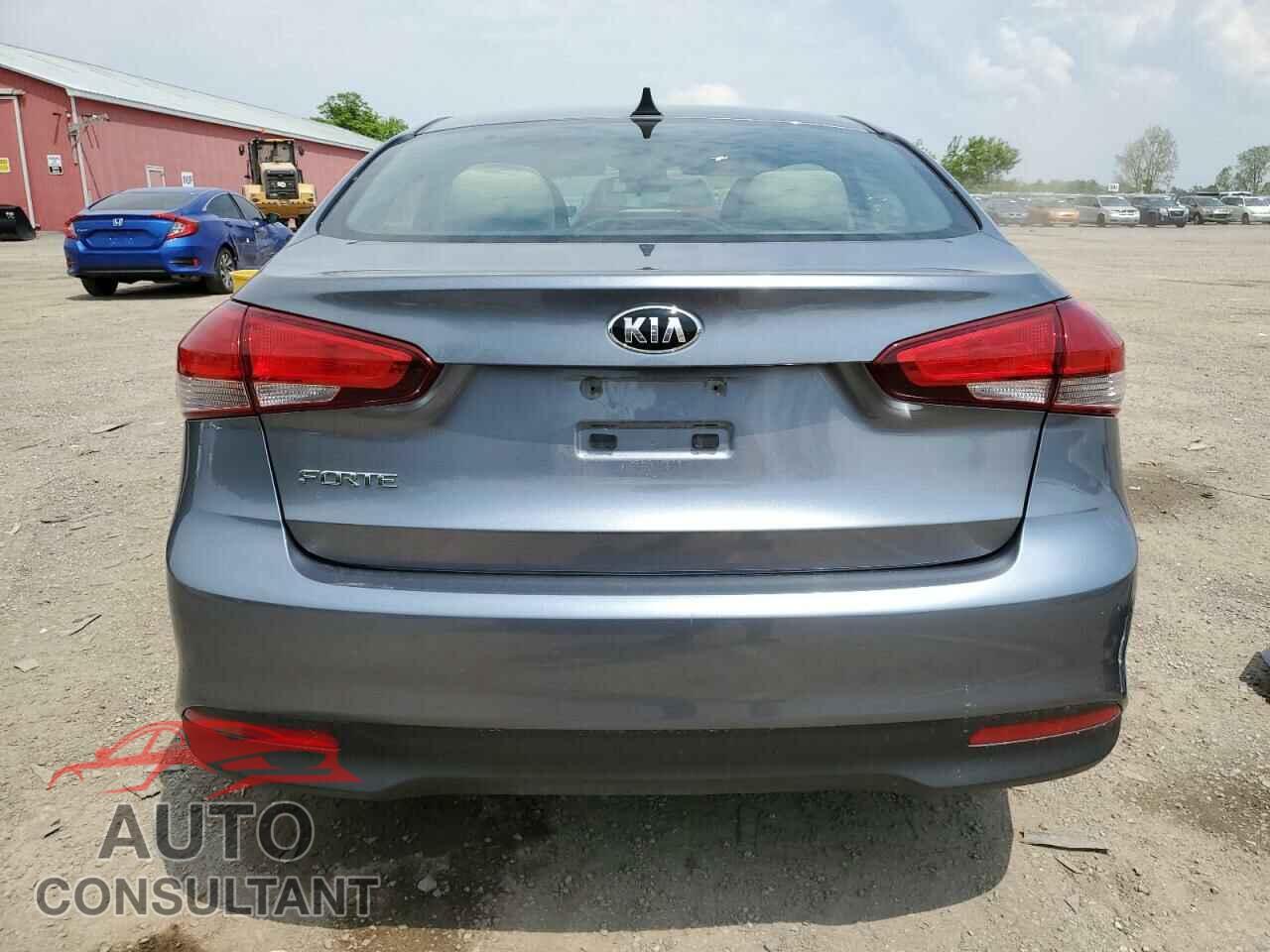 KIA FORTE 2018 - 3KPFK4A78JE259237
