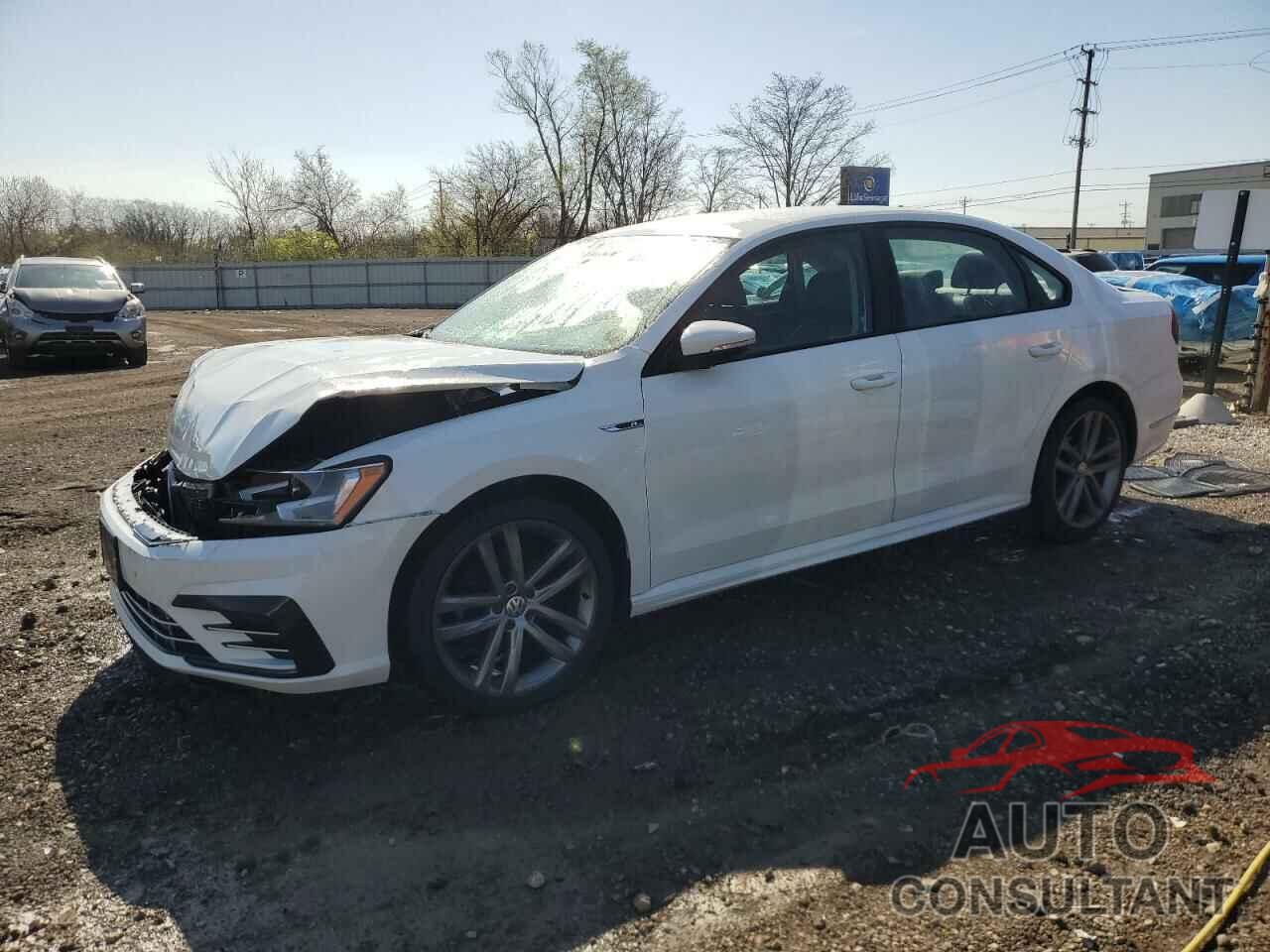 VOLKSWAGEN PASSAT 2018 - 1VWAA7A32JC003739