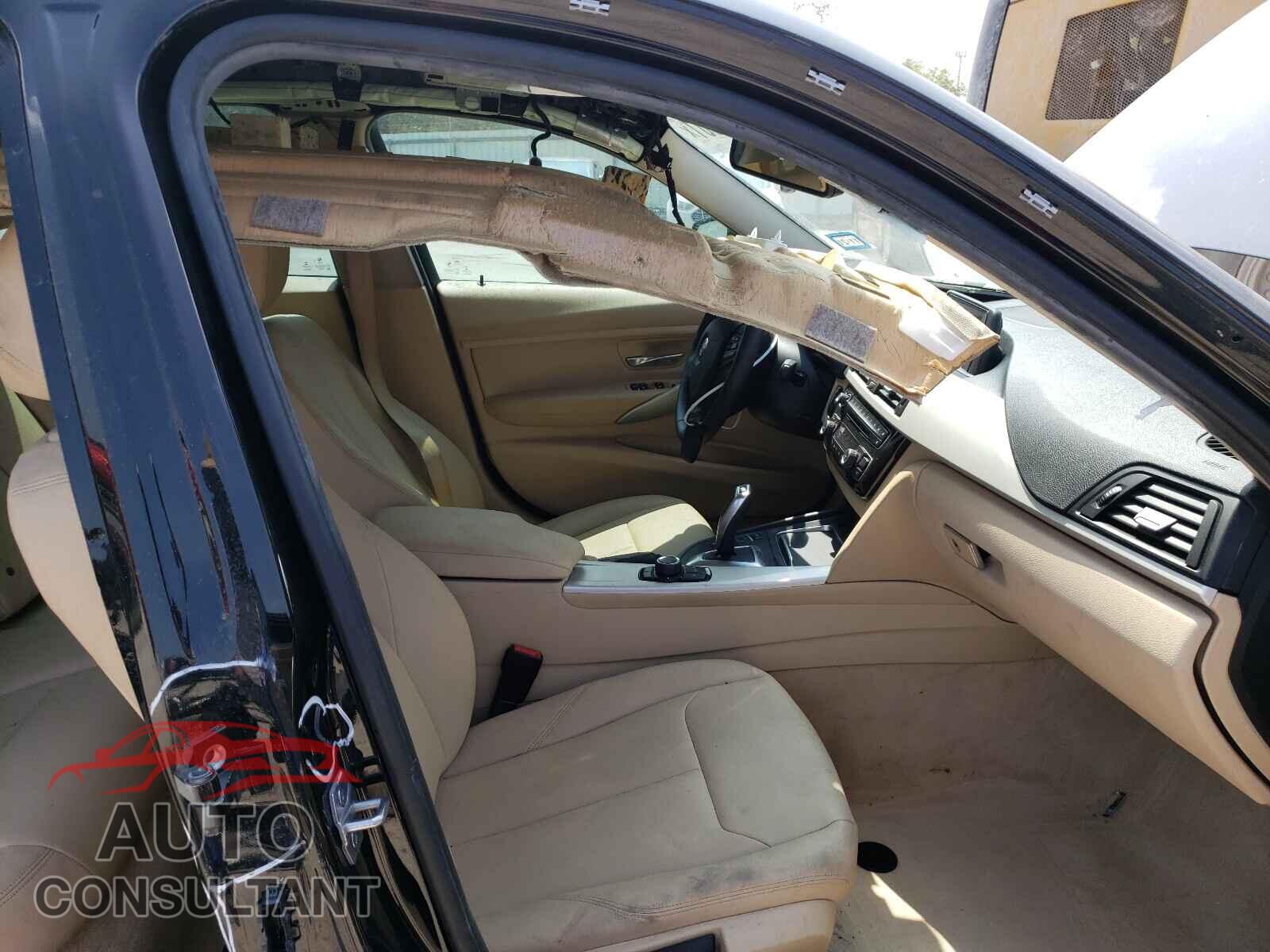 BMW 3 SERIES 2016 - WBA8E1G54GNU11536