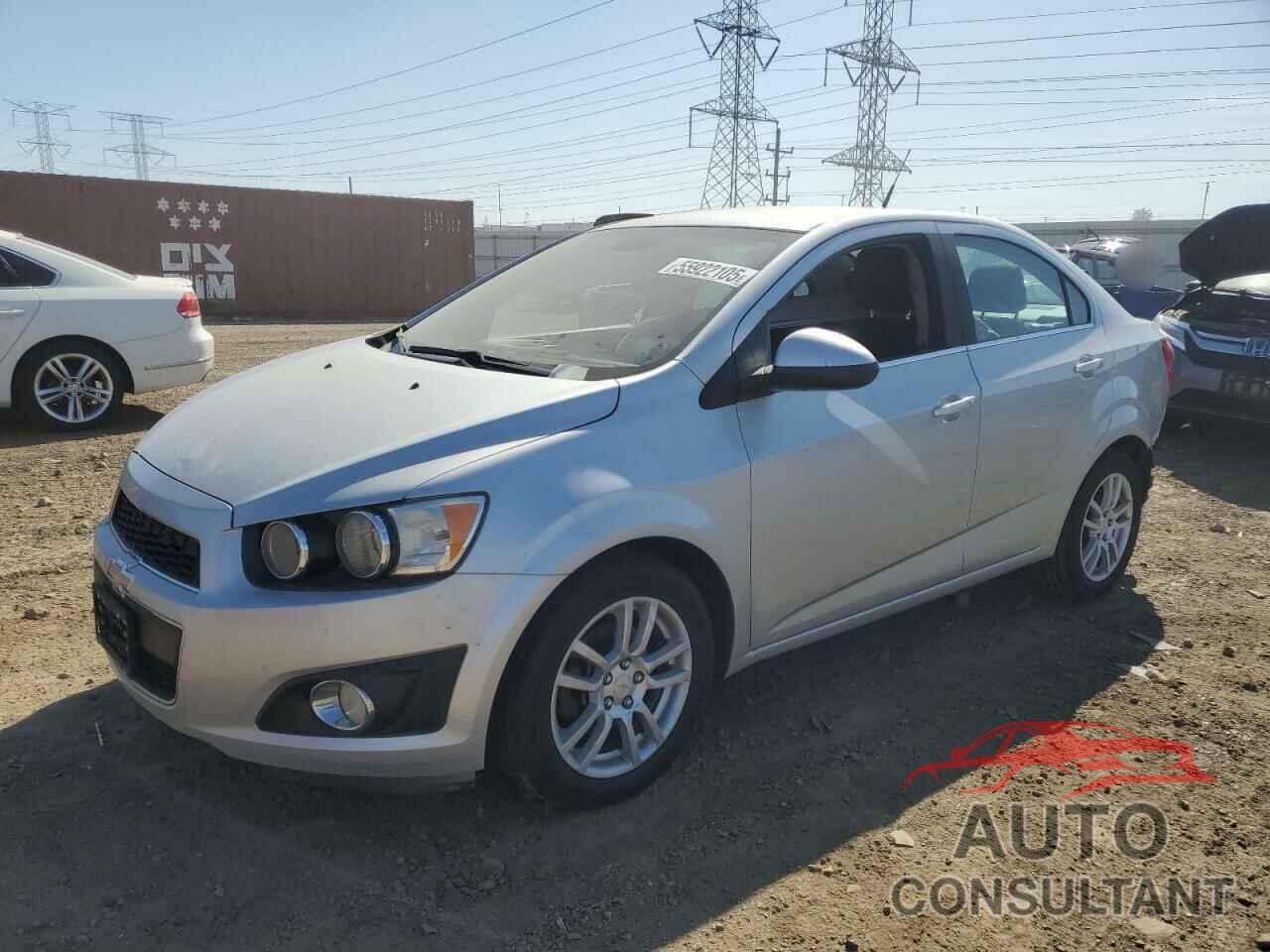 CHEVROLET SONIC 2012 - 1G1JC5SHXC4107915