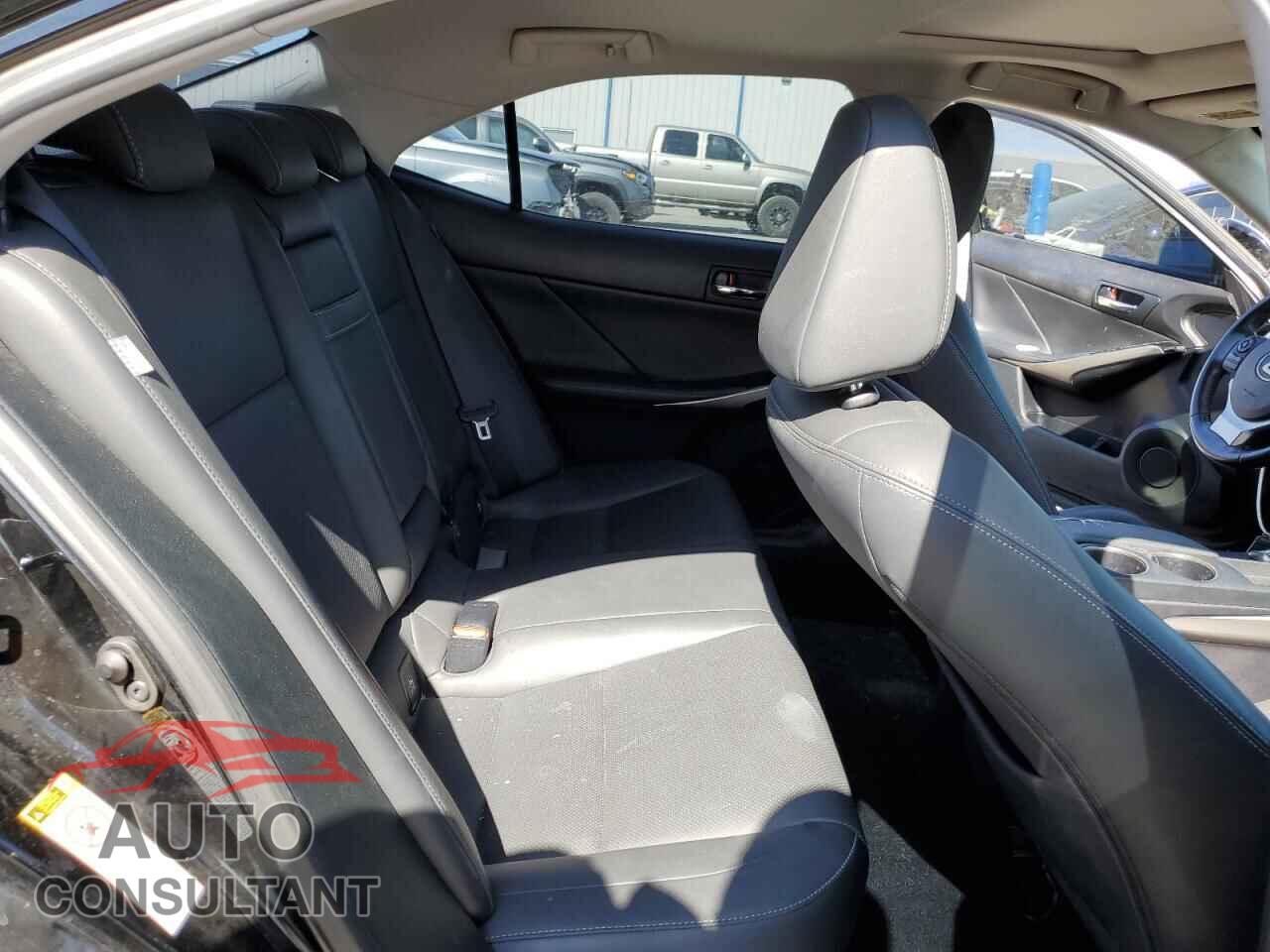 LEXUS IS 2015 - JTHBF1D29F5065996