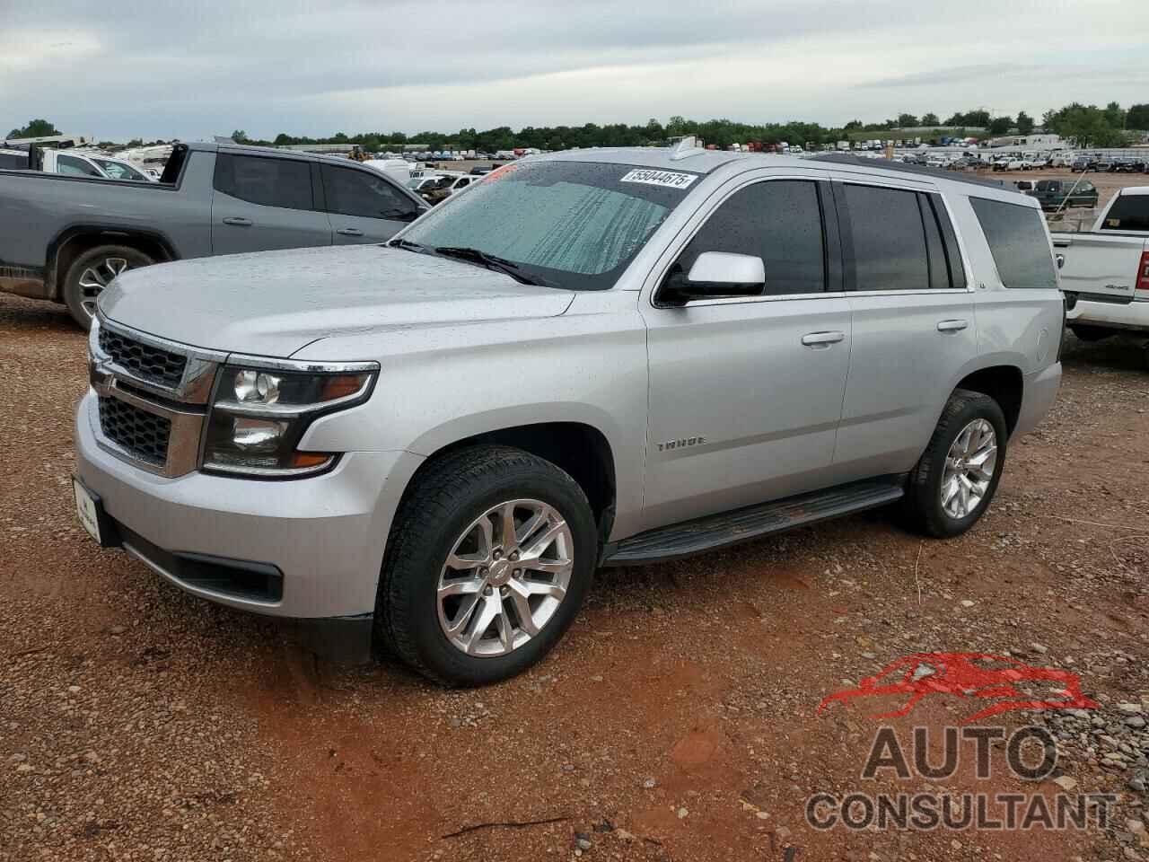 CHEVROLET TAHOE 2018 - 1GNSCBKC5JR356791