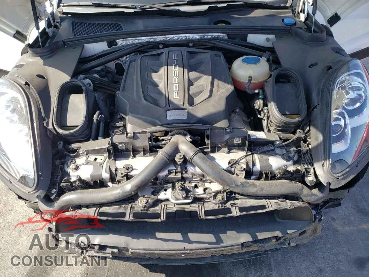 PORSCHE MACAN 2017 - WP1AB2A55HLB13973