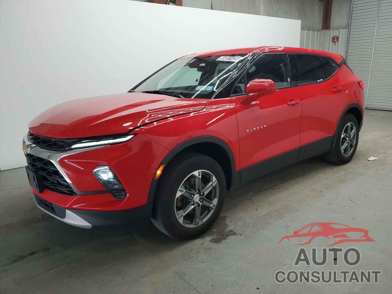 CHEVROLET BLAZER 2023 - 3GNKBHR40PS213886
