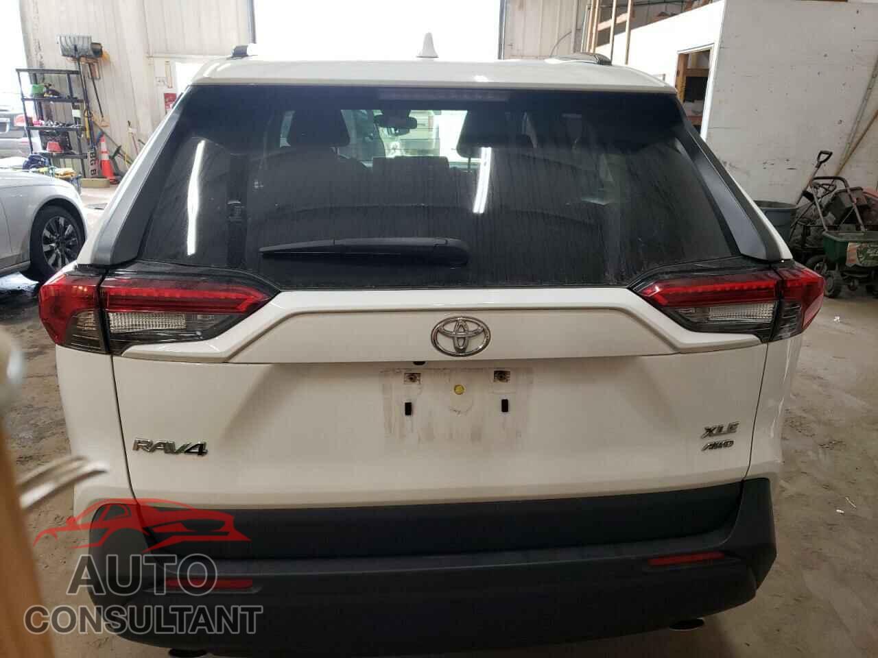 TOYOTA RAV4 2019 - JTMP1RFV5KD502050