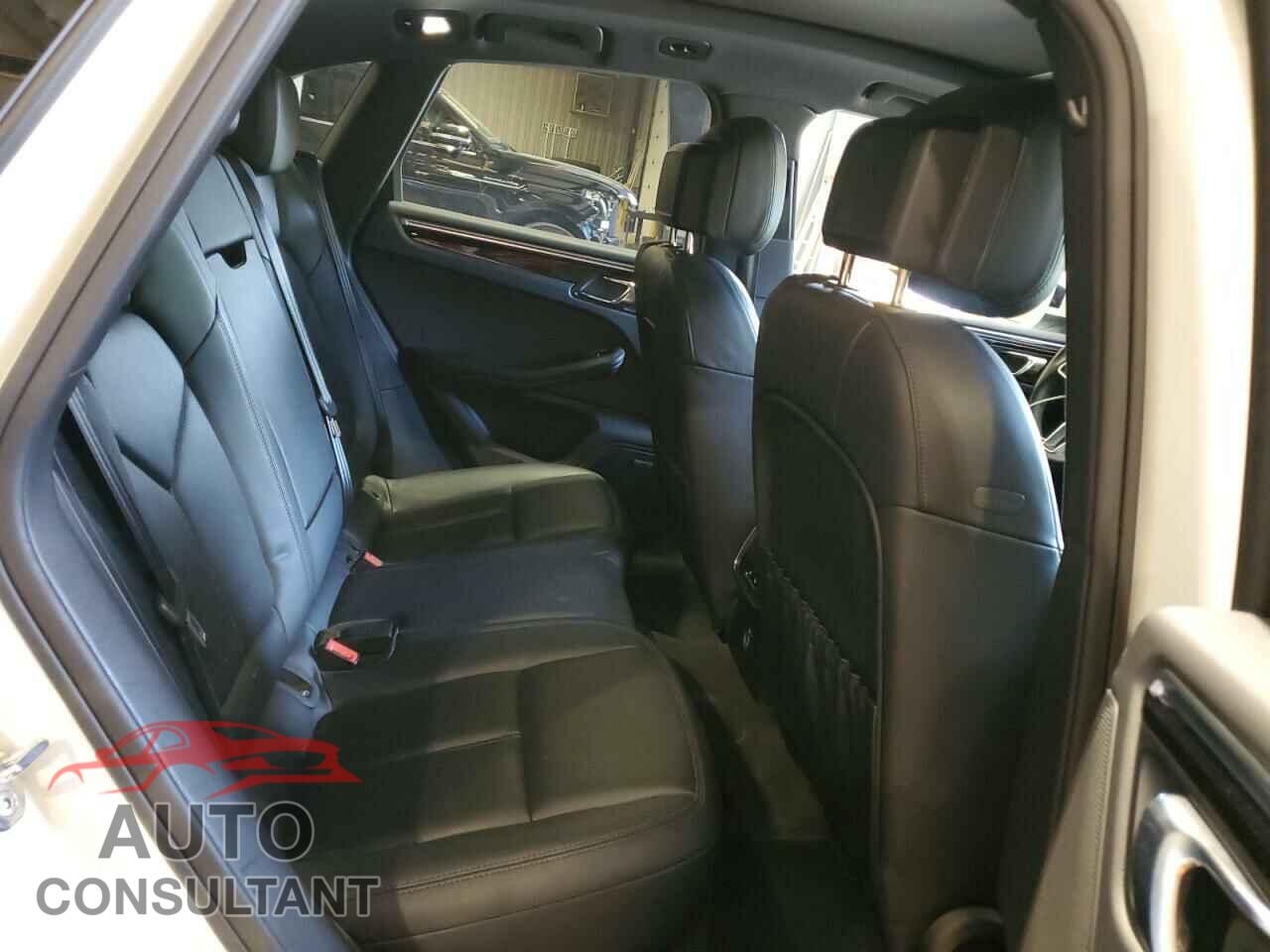 PORSCHE MACAN 2018 - WP1AA2A51JLB01344