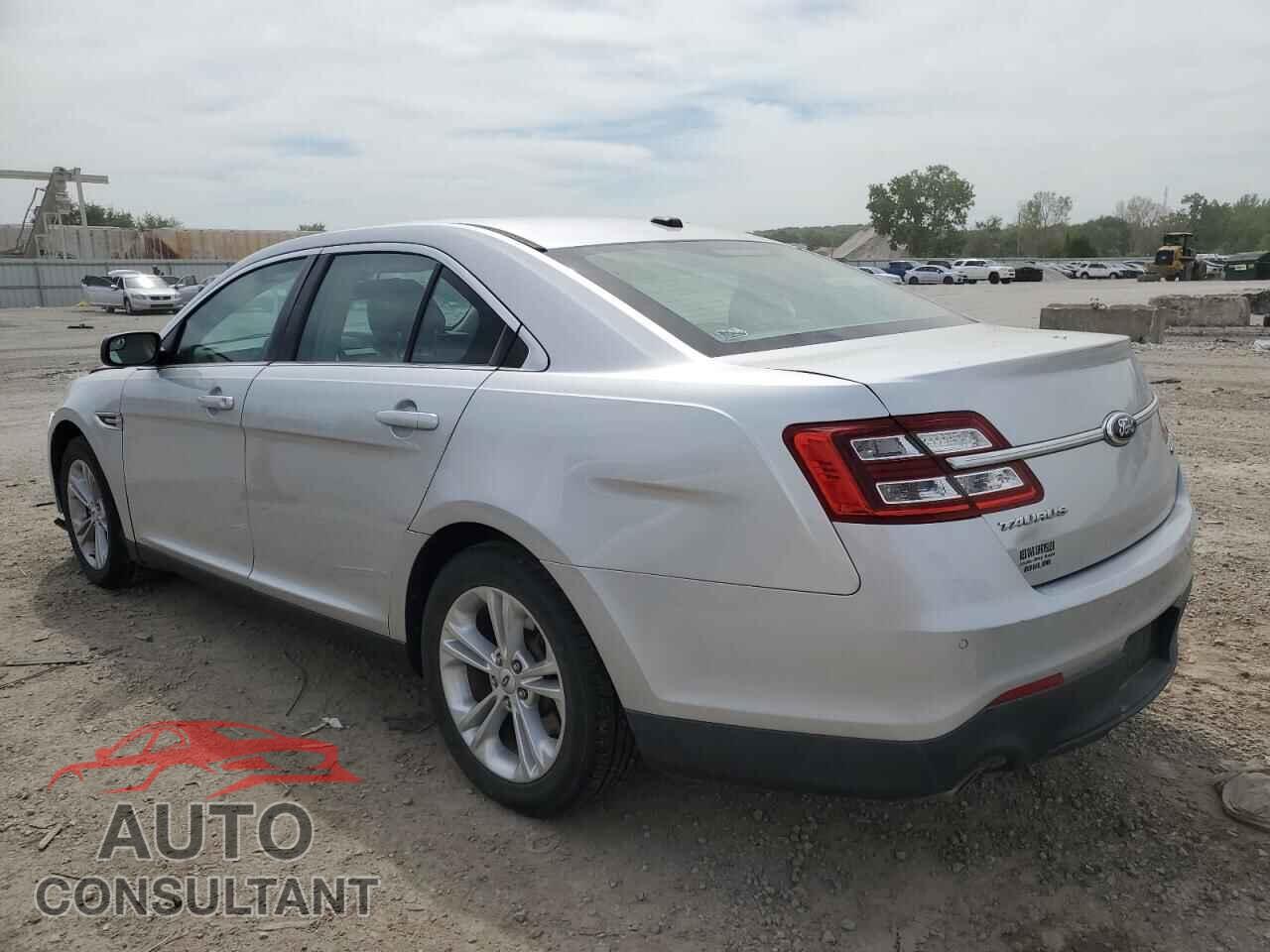 FORD TAURUS 2013 - 1FAHP2E84DG210015