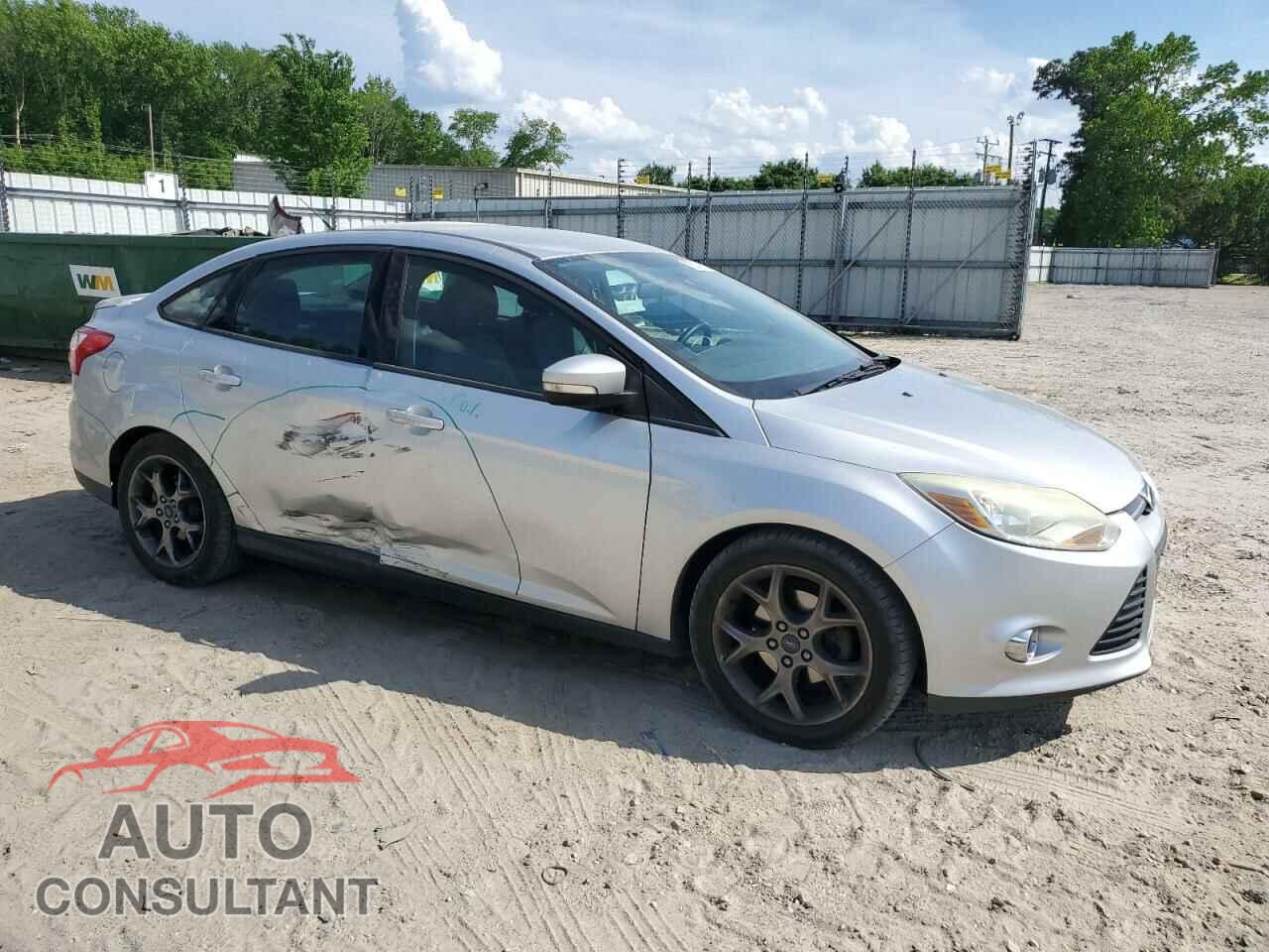 FORD FOCUS 2014 - 1FADP3F24EL240719