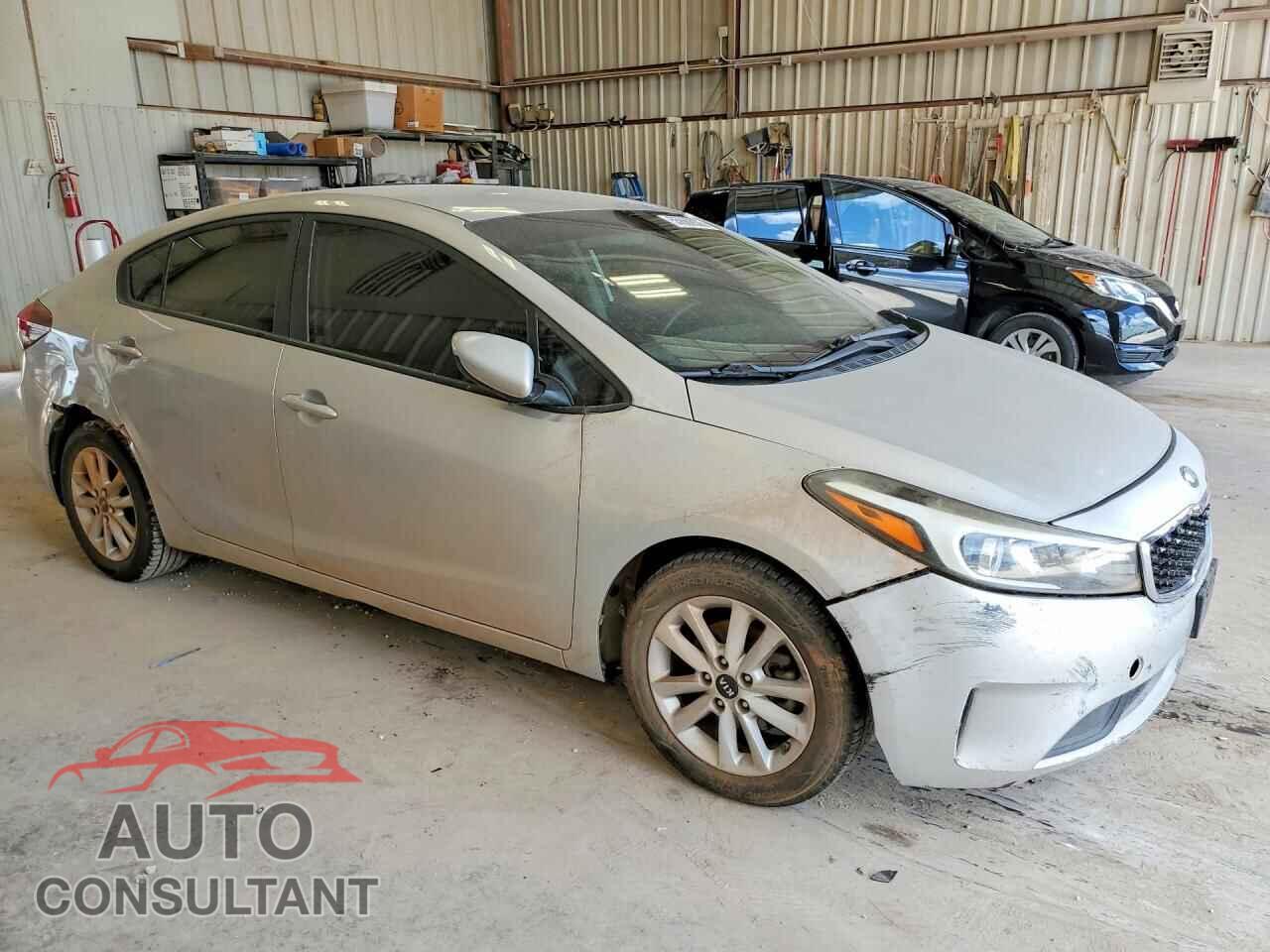 KIA FORTE 2017 - 3KPFL4A77HE128520