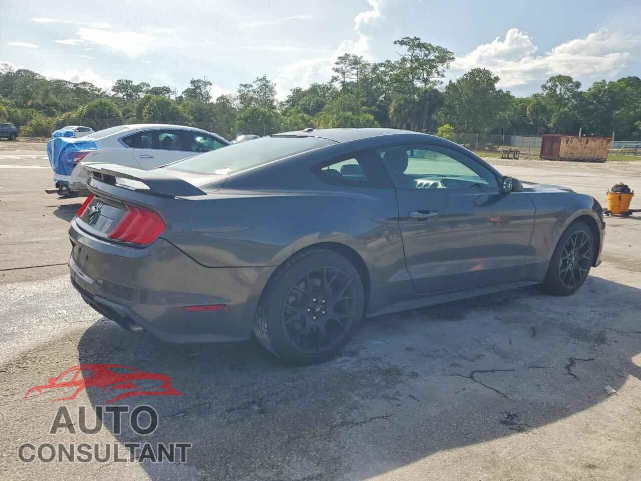 FORD MUSTANG 2018 - 1FA6P8TH2J5153558