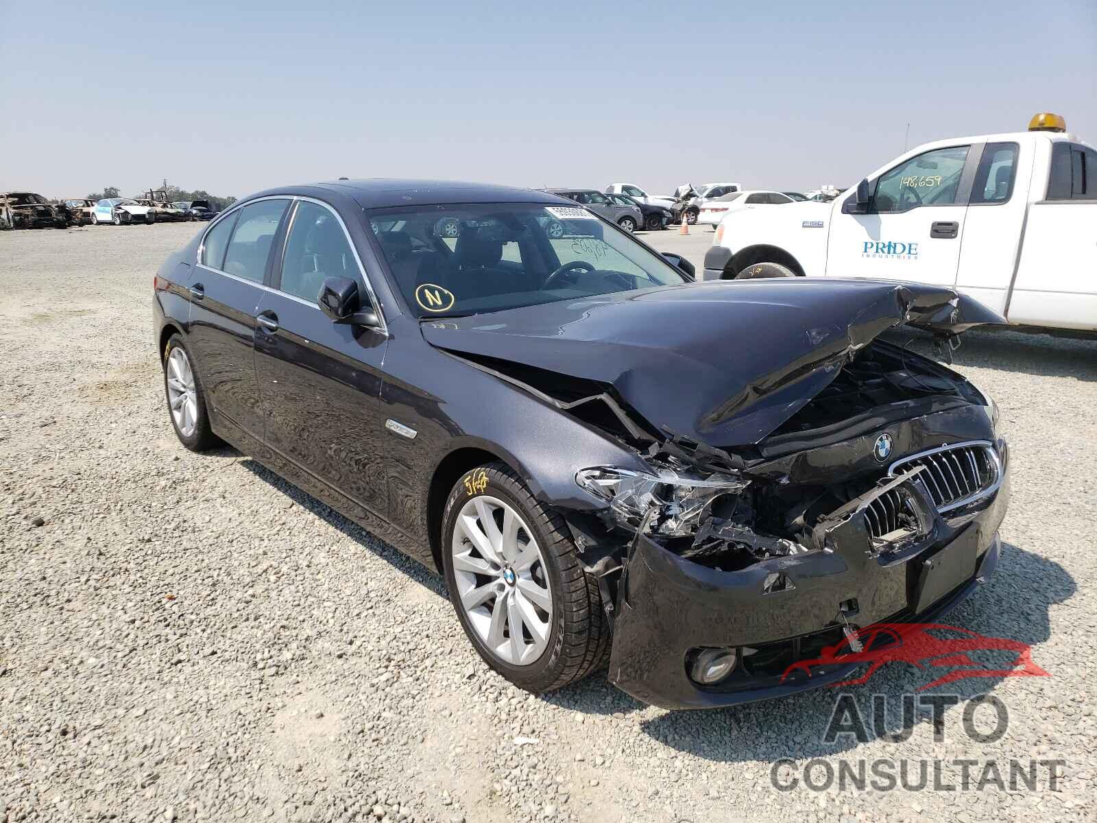 BMW 5 SERIES 2016 - WBA5B1C59GG552561