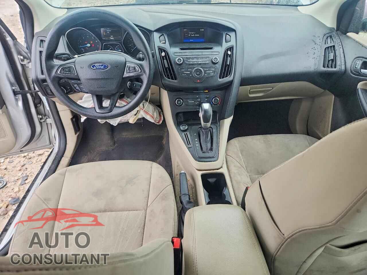FORD FOCUS 2015 - 1FADP3F20FL336784