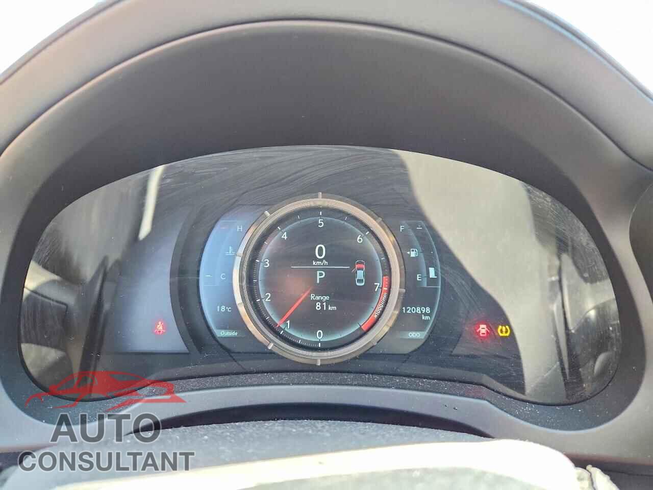 LEXUS IS 2019 - JTHC81D29K5039780
