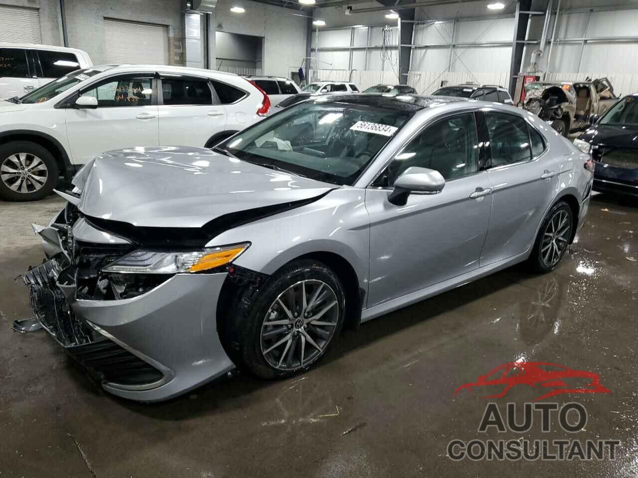 TOYOTA CAMRY 2023 - 4T1F11BK4PU103111