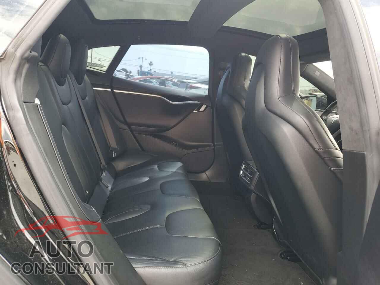 TESLA MODEL S 2016 - 5YJSA1E10GF156998
