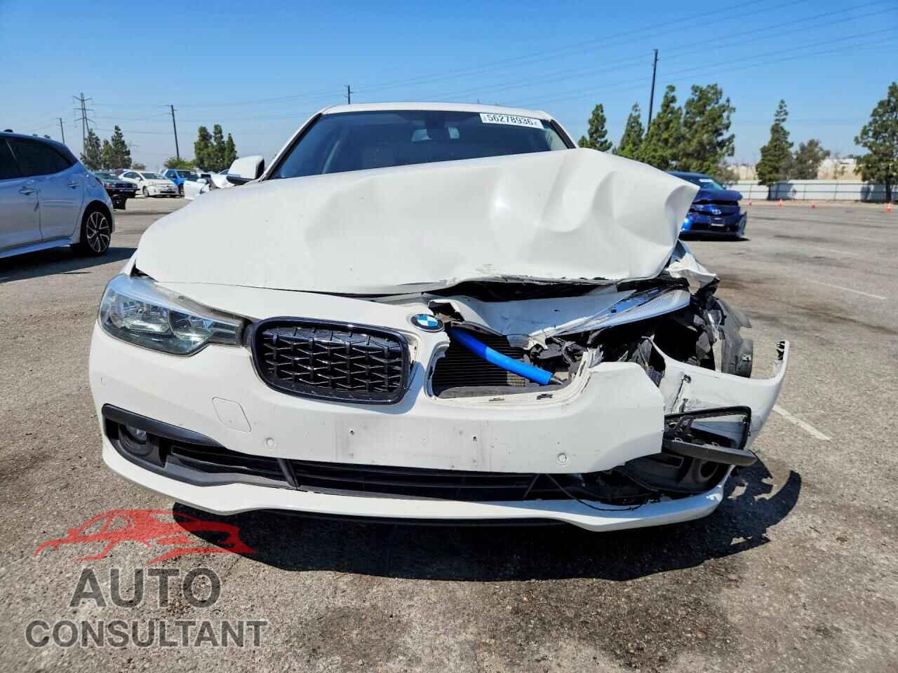 BMW 3 SERIES 2016 - WBA8E1G50GNU10433