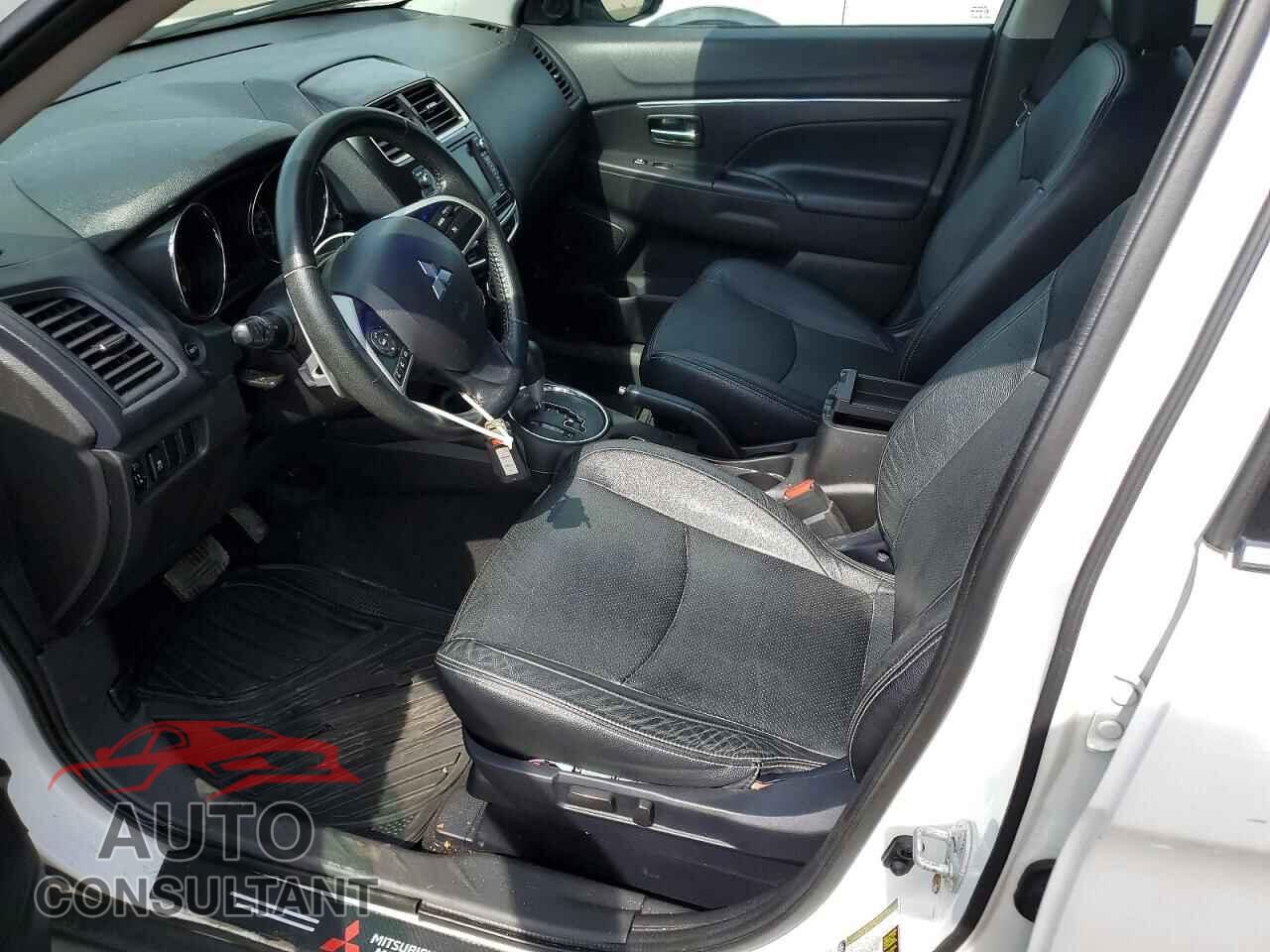 MITSUBISHI OUTLANDER 2015 - 4A4AR4AU9FE007715