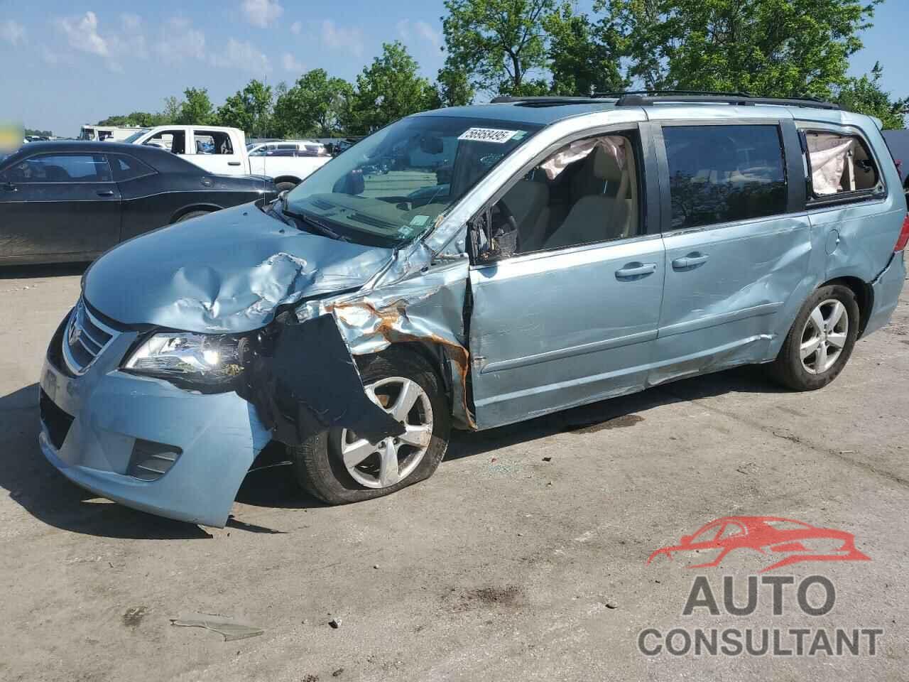 VOLKSWAGEN ROUTAN 2010 - 2V4RW5DX4AR322695