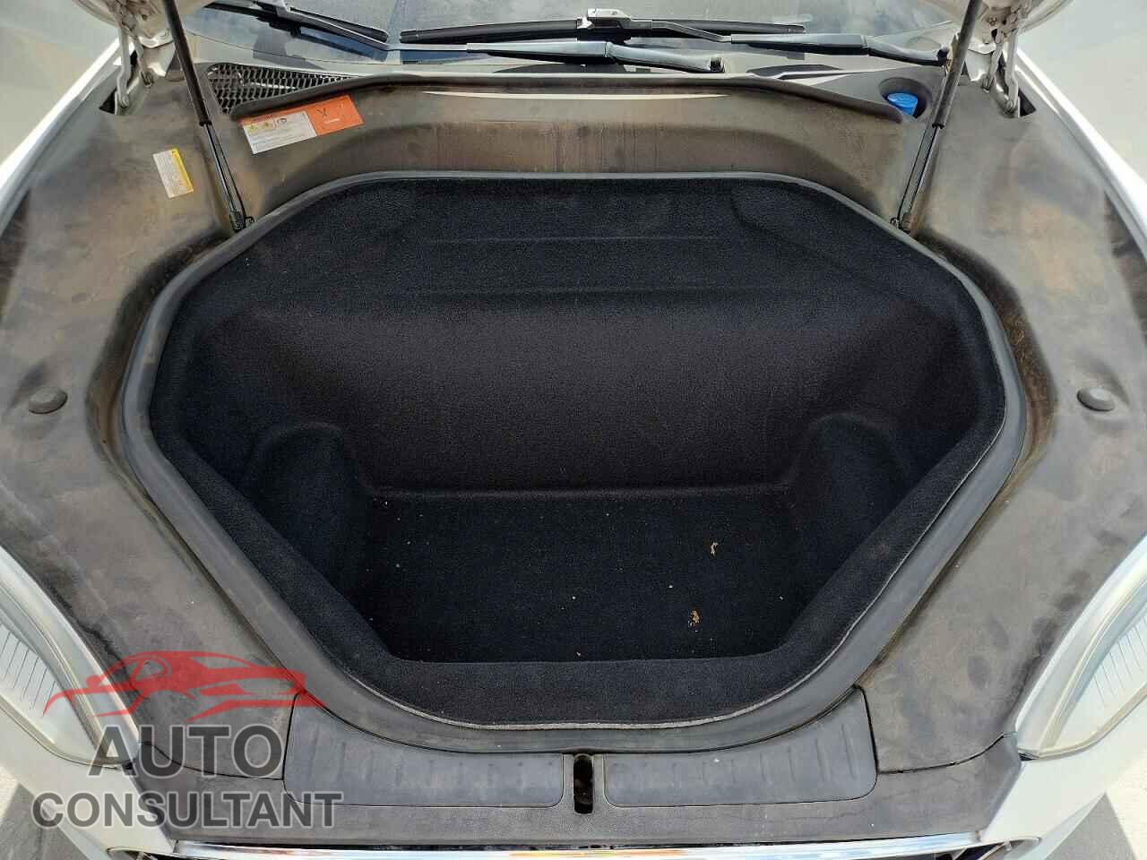 TESLA MODEL S 2014 - 5YJSA1H20EFP67857