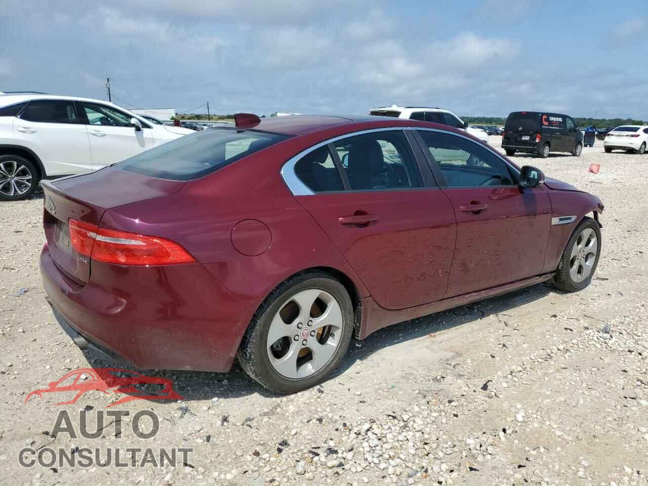 JAGUAR XE 2017 - SAJAR4BG6HA975928