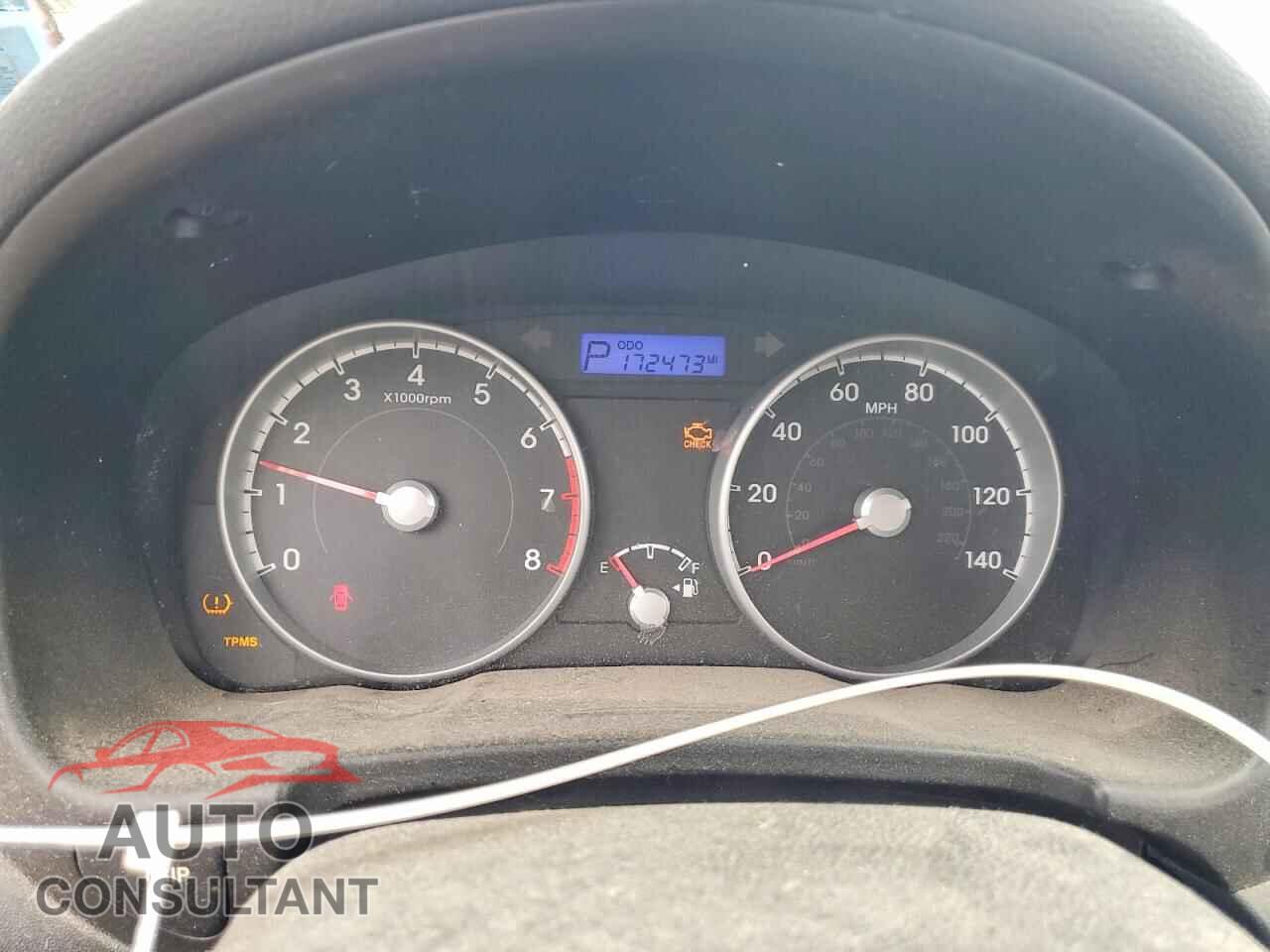 HYUNDAI ACCENT 2011 - KMHCM3AC4BU192560